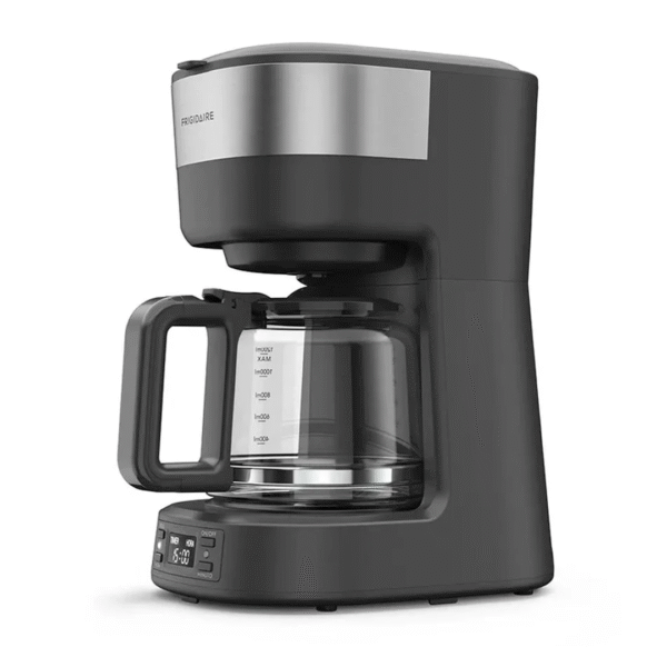 FRIGIDAIRE COFFEE MAKER 30 CUP 800 WATTS  PERMANENT FILTER  GLASS BODY